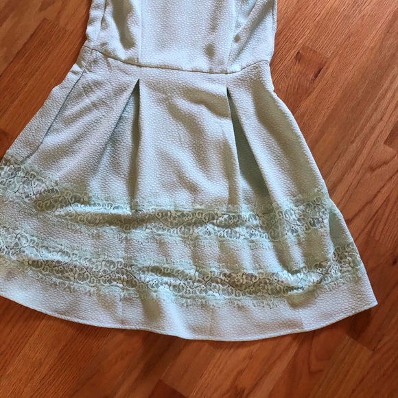 Mint Green Dressy Dress - Picture 3 of 3